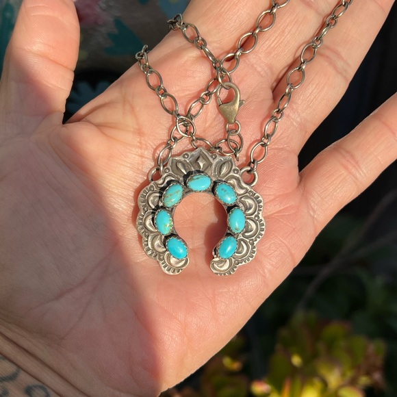 ✨SOLD✨Turquoise Naja Necklace - Picture 4 of 4